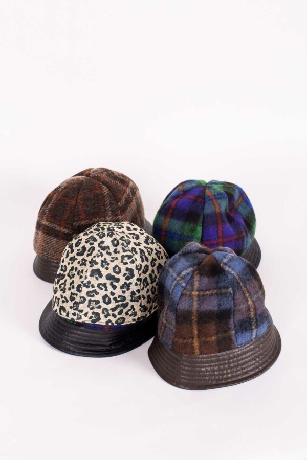 Bedacht Leo Square Cloche