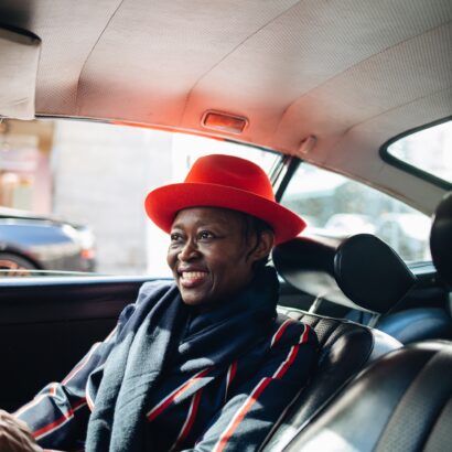 Borsalino Velours Fedora/ Roeckl Basic Schal aus Wolle