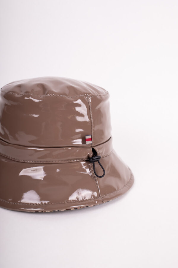 Bedacht Vernice Bucket Hat