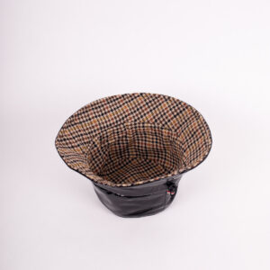 Bedacht Vernice Bucket Hat