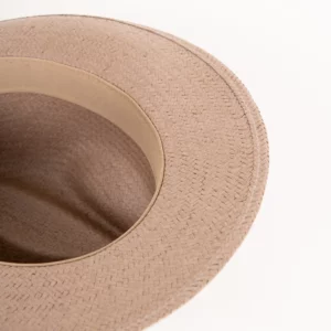 Bailey Winstone Sommerhut