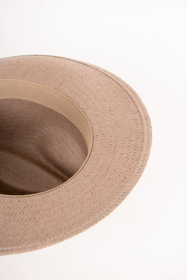 Bailey Winstone Sommerhut