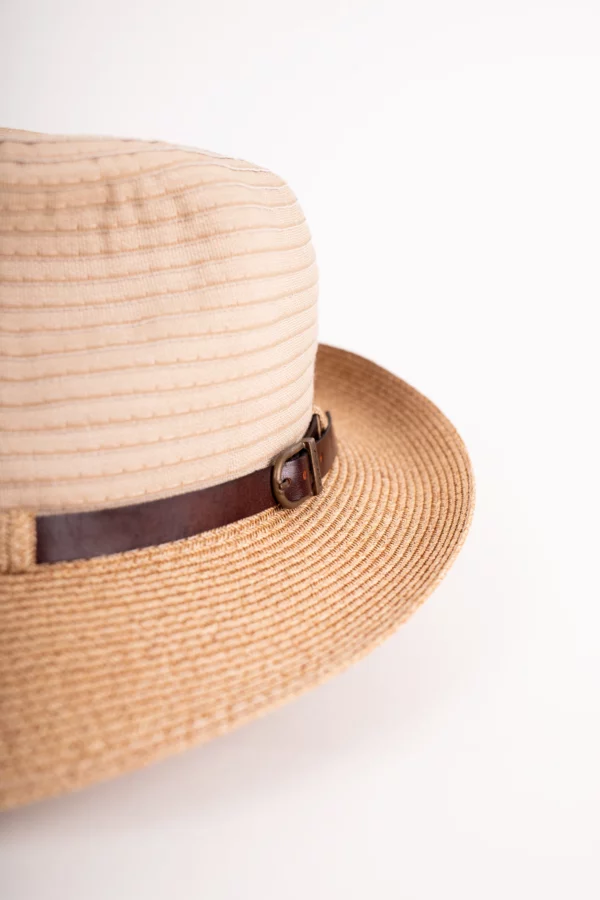 Grevi Carlotta Sommerhut