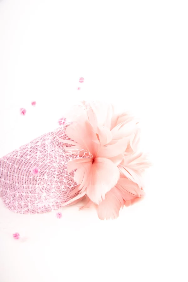 Fascinator mit Chenille Schleier