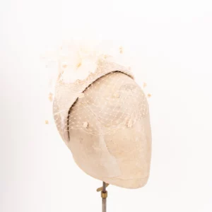 Fascinator mit Chenille Schleier