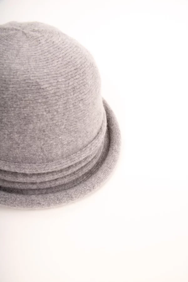 Strickhut aus Wolle mit Raffung