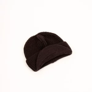 Grote Strickmütze mit Schirm aus Wolle