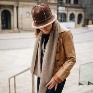 Bedacht Astat Cloche Grote soft gerippter Strickschal GOTS