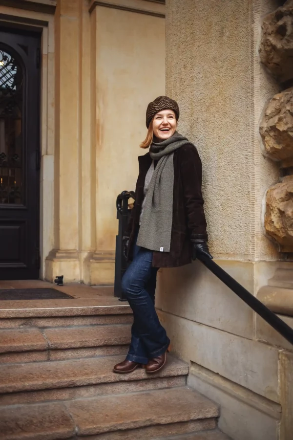 Atelier Falkenhagen Celine Grote soft gerippter Strickschal GOTS