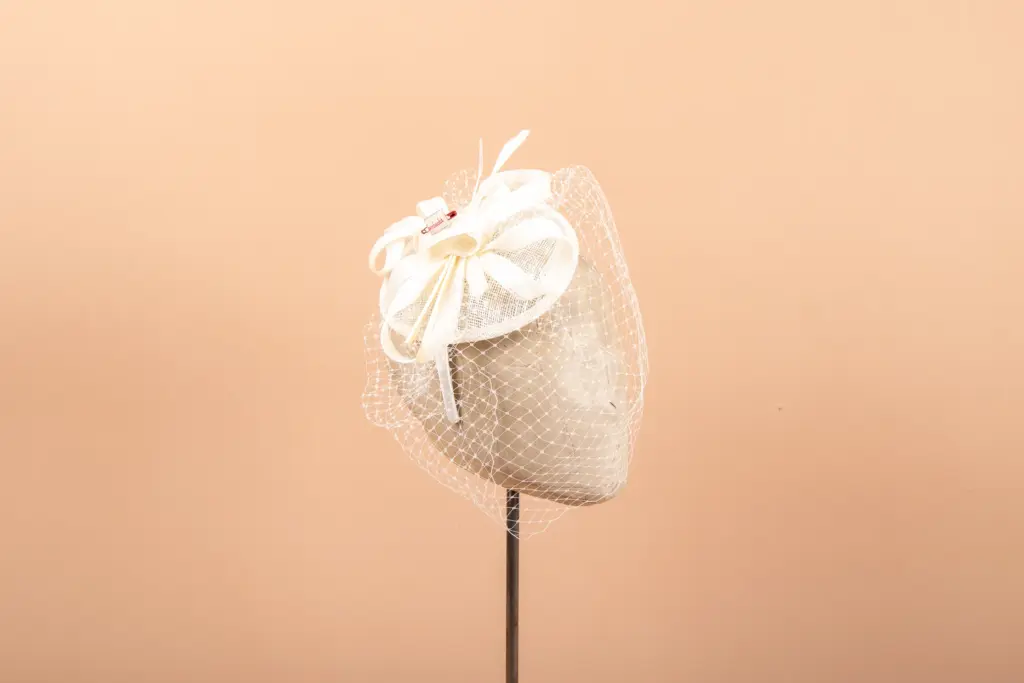 Bedacht Fascinator Valetta