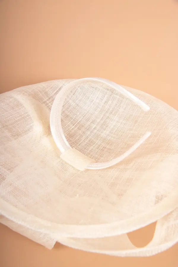 Bedacht Fascinator Abbey