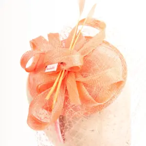 Bedacht Fascinator Valetta