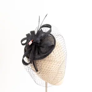 Bedacht Fascinator Valetta