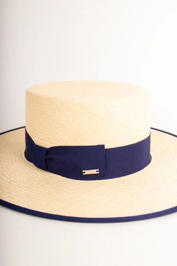 Fernandez & Roche Bolero Panama