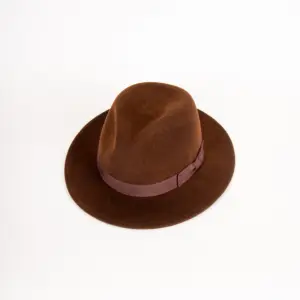 Bailey Curtis Dunkelbraun