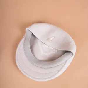 Kangol Cap 504 Hellgrau Moonstruck