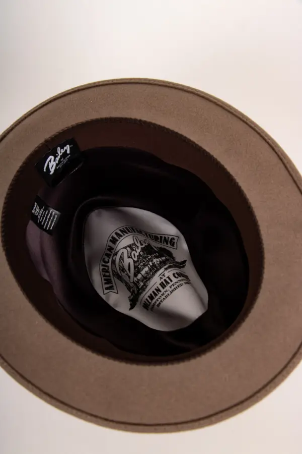 Bailey Bogan Hellbraun Aufnahme des Inlays