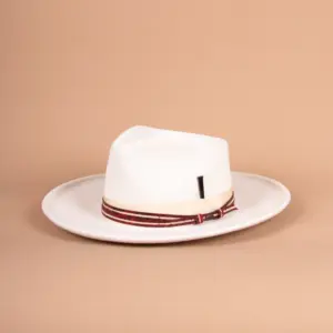 Bailey Klinger Filzhut in Off-White Ansicht vorne links