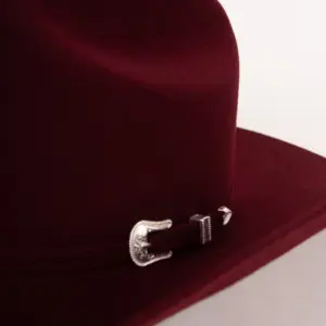 Bailey Lightning 4x Cowboyhut in Bordeau Rot Detailaufnahme Hutband