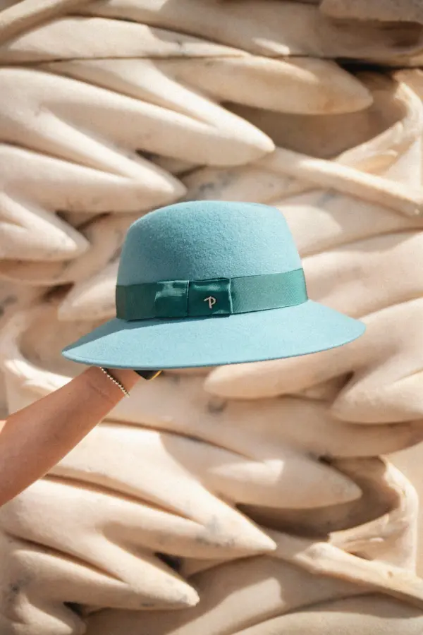 Panizza Delia mit abgenähtem Rand