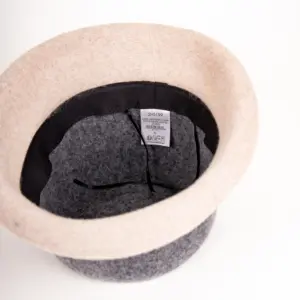 Flechet Wollhut mit Schleife grau Ansicht innen