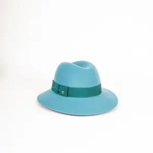 Panizza Delia mit abgenähtem Rand Petrol