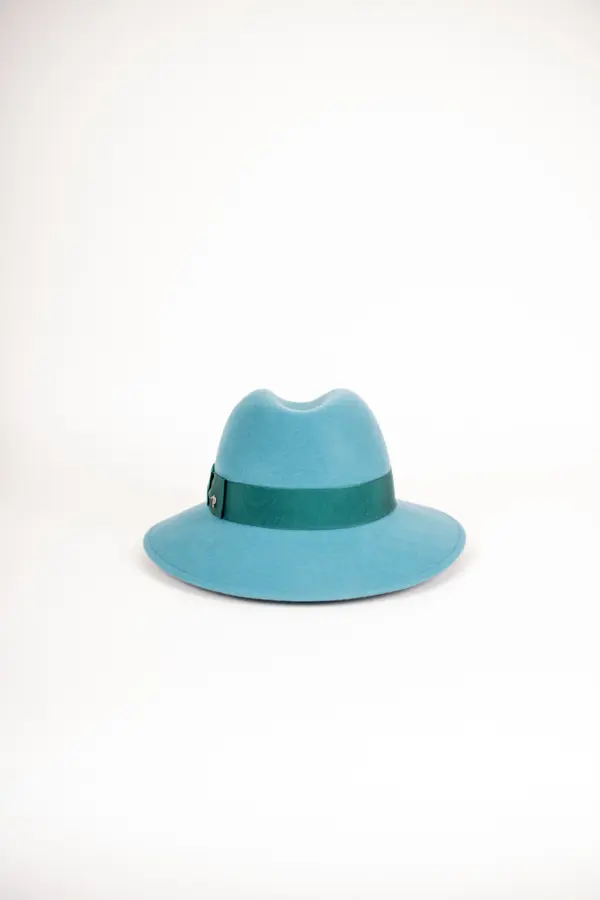 Panizza Delia mit abgenähtem Rand Petrol Frontansicht