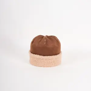 Bedacht Aldor Toque Lammfelloptik