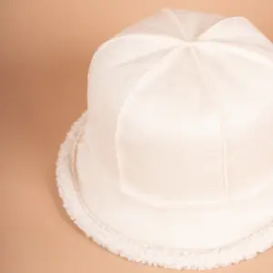 Bedacht Astat Cloche