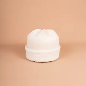 Bedacht Aldor Toque Lammfelloptik