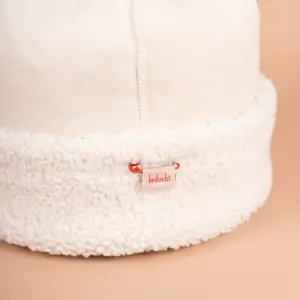 Bedacht Aldor Toque Lammfelloptik