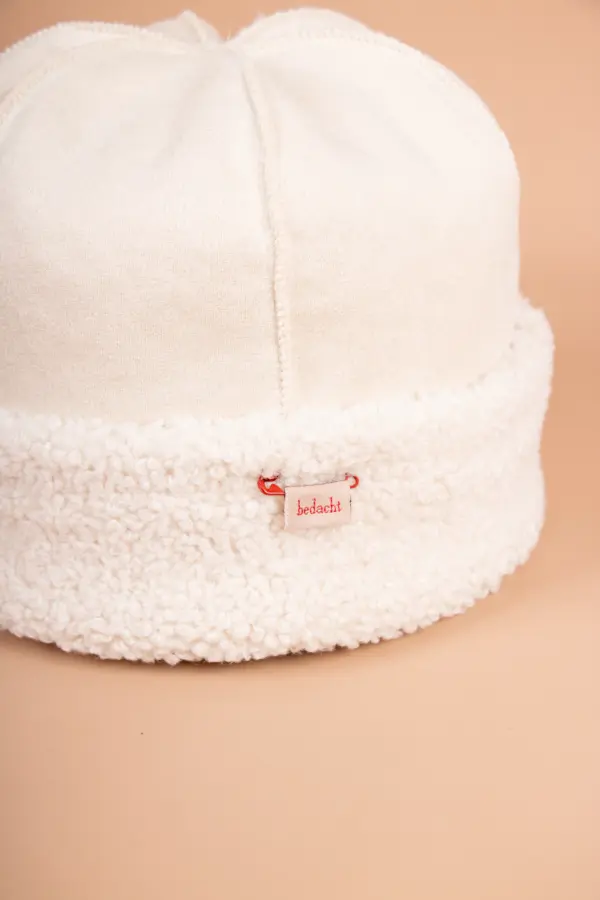 Bedacht Aldor Toque Lammfelloptik