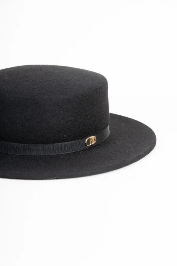 Fernandez y Roche Soft Boater