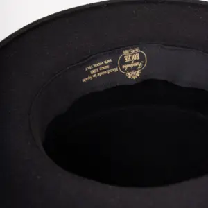 Fernandez y Roche Soft Boater