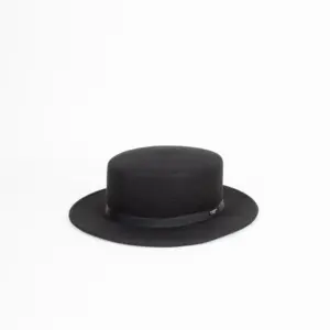 Fernandez y Roche Soft Boater