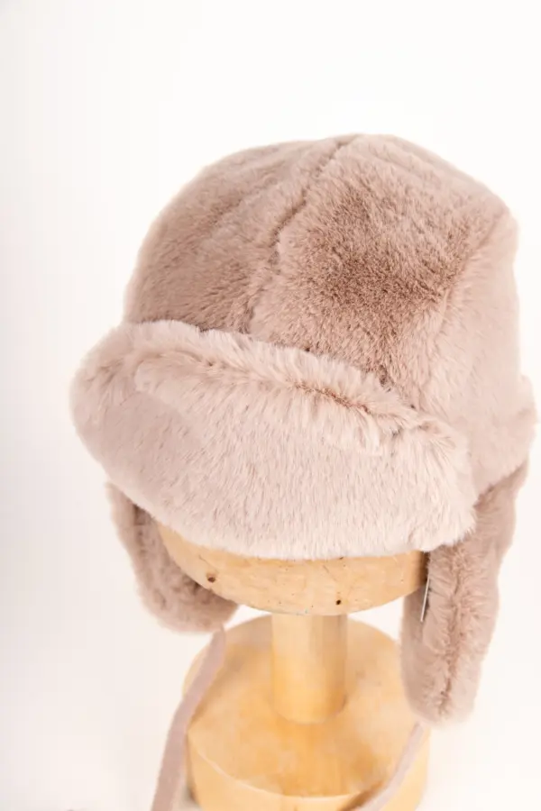 Bedacht Beutlin Chapka Fake Fur