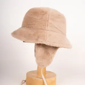 Seeberger Fakefur Hut mit Ohrenklappen