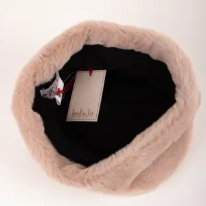 Bedacht Balsam Fake Fur Toque