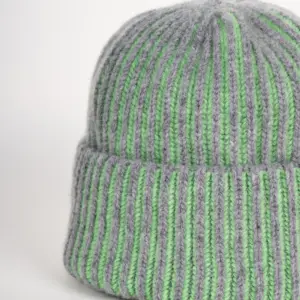 Grote Strickmütze zweifarbig mit Umschlag