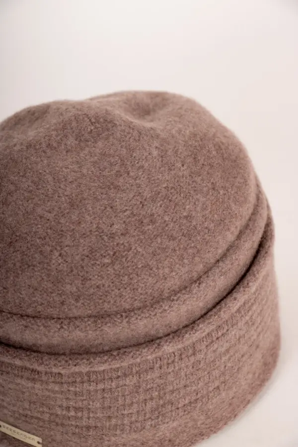 Seeberger Toque aus Wollwalk