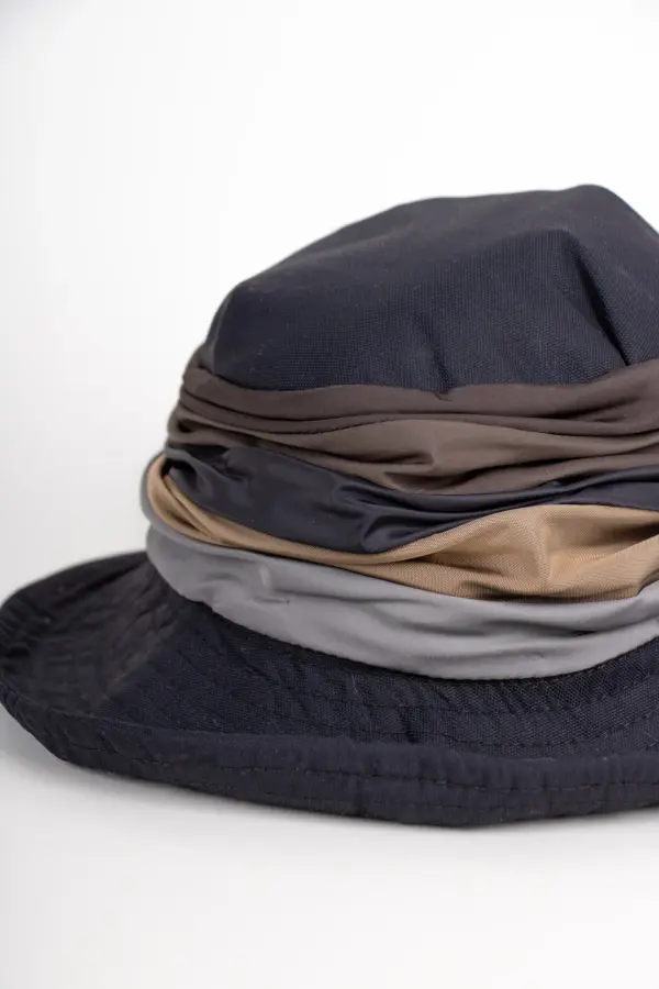 Grevi Regenhut Schwarz