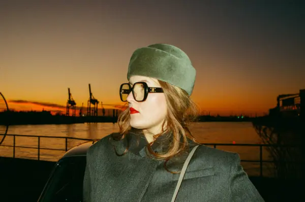 Analog Lilly 251215-12 conv Atelier Falkenhagen Ava