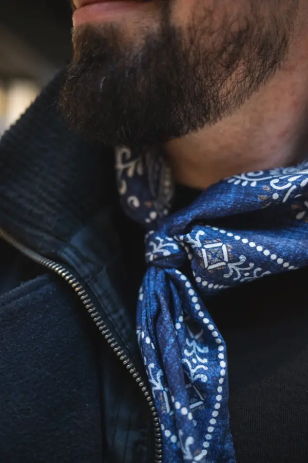 Hemley Seidentuch Paisley meliert blau