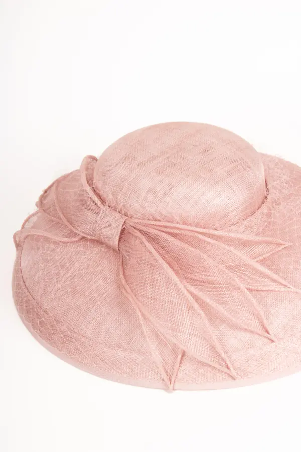 Sinamay Saucer Susanna