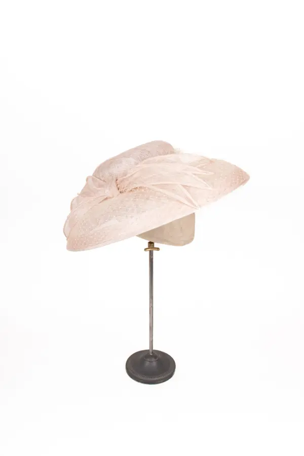 Sinamay Saucer Susanna