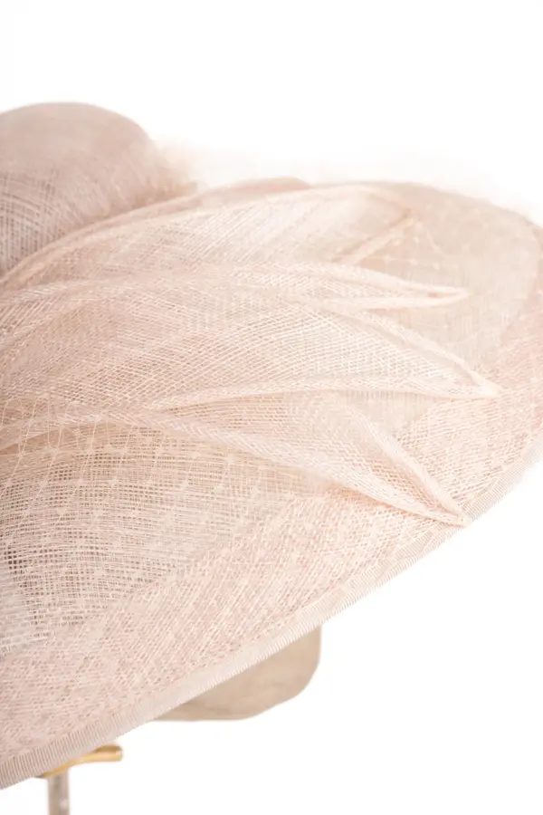 Sinamay Saucer Susanna