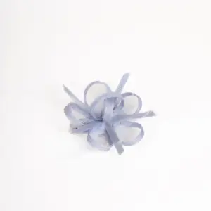 McBurn Clip Fascinator mit Federn, Mini Fascinator, Sinamay Fascinator klein, Fascinator zum Anstecken, Haarclip Hochzeit, Fascinator Dutt, kleiner Fascinator, Anlass Haarschmuck elegant, Outfit Clip, Sommer Fascinator leicht