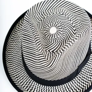 Vintimilla Hat Diamante bicolor