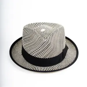 Vintimilla Hat Diamante bicolor