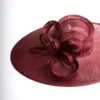 Großer Sinamay Saucer Judith